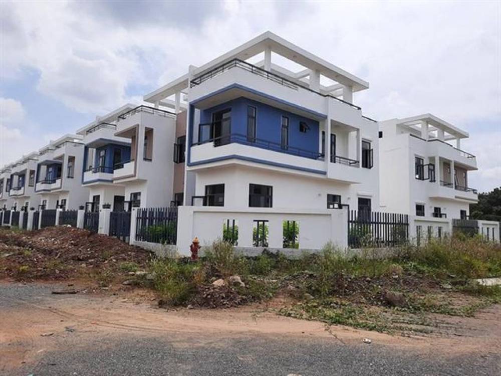 Gần 500 căn nhà xây trái phép, chính quyền ở đâu?