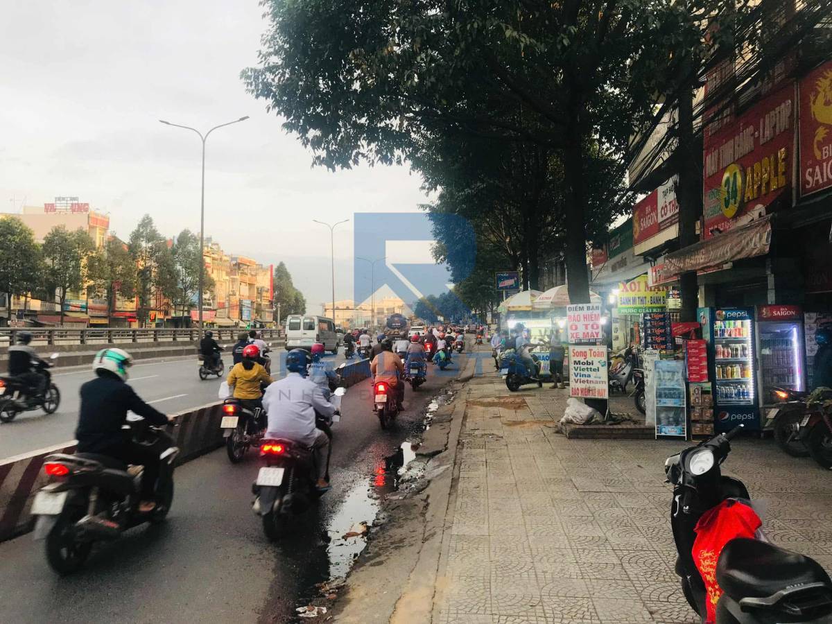 67m2 Nhà Mặt Tiền Kinh Doanh P.Long Bình Tân - Giá 5 Tỷ