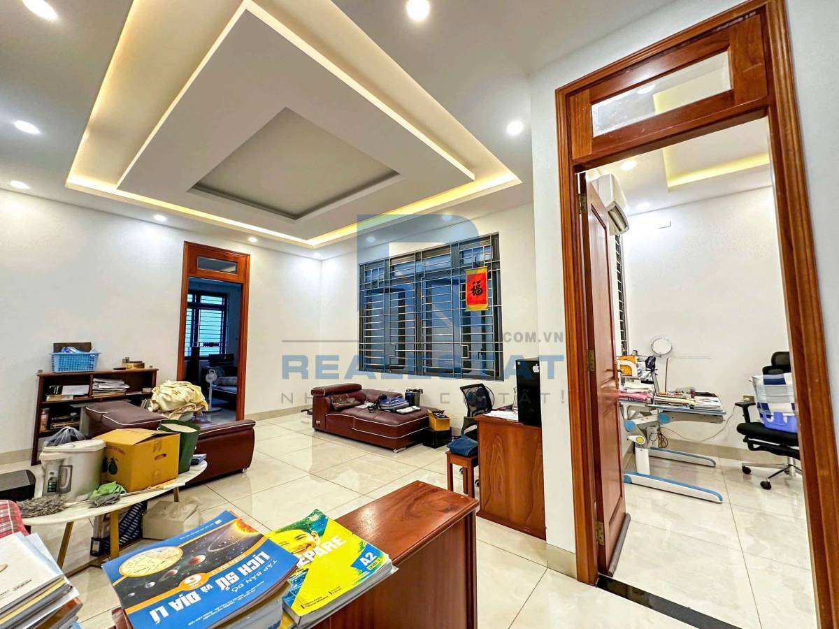 152m Nhà 1 Trệt 2 Lầu Gần Chợ P.Long Bình Tân - 6.5 Tỷ