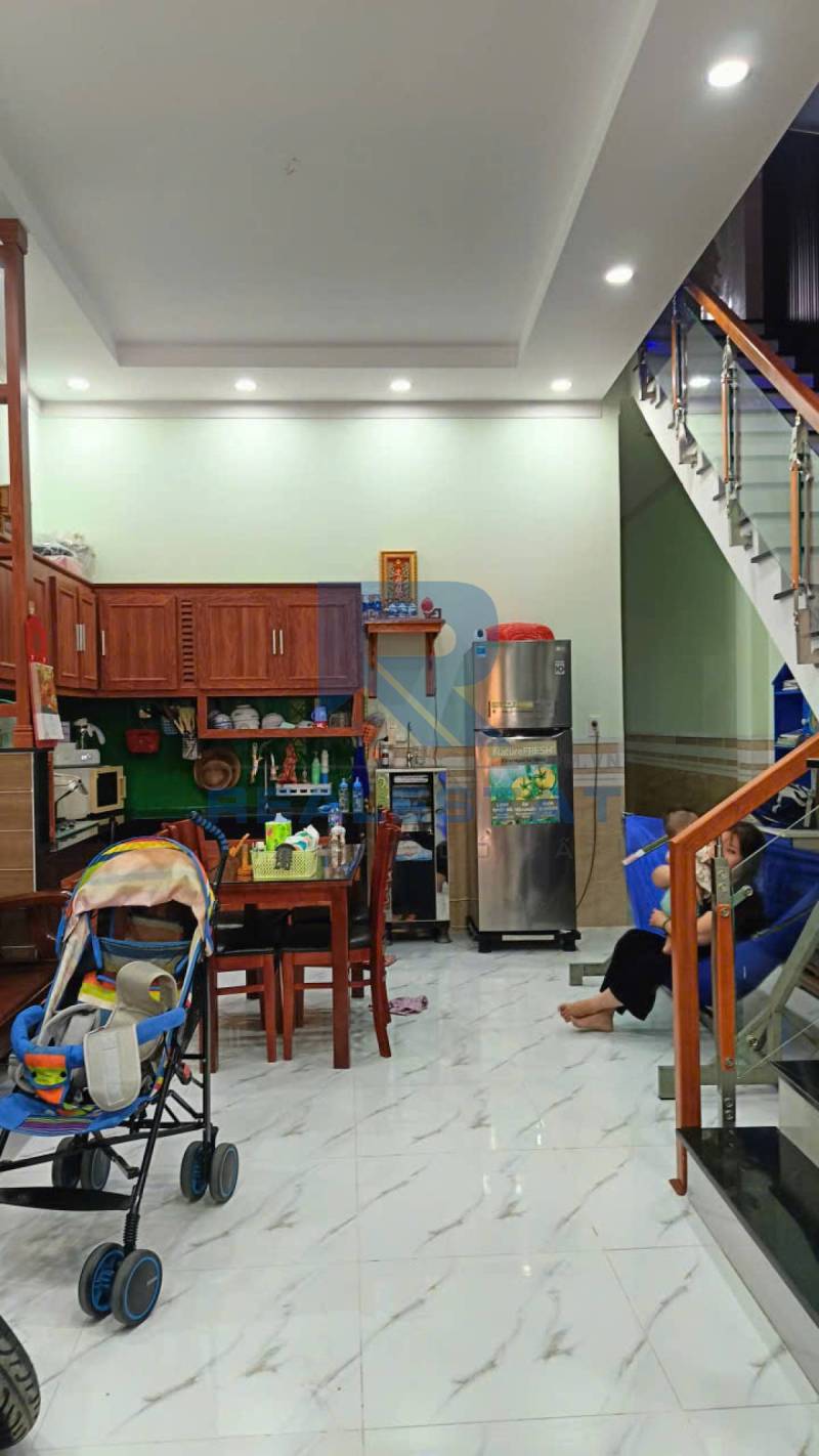 64m2 Nhà Cách Sân Banh P.Bình Đa Cũ 500m - 2.9 Tỷ