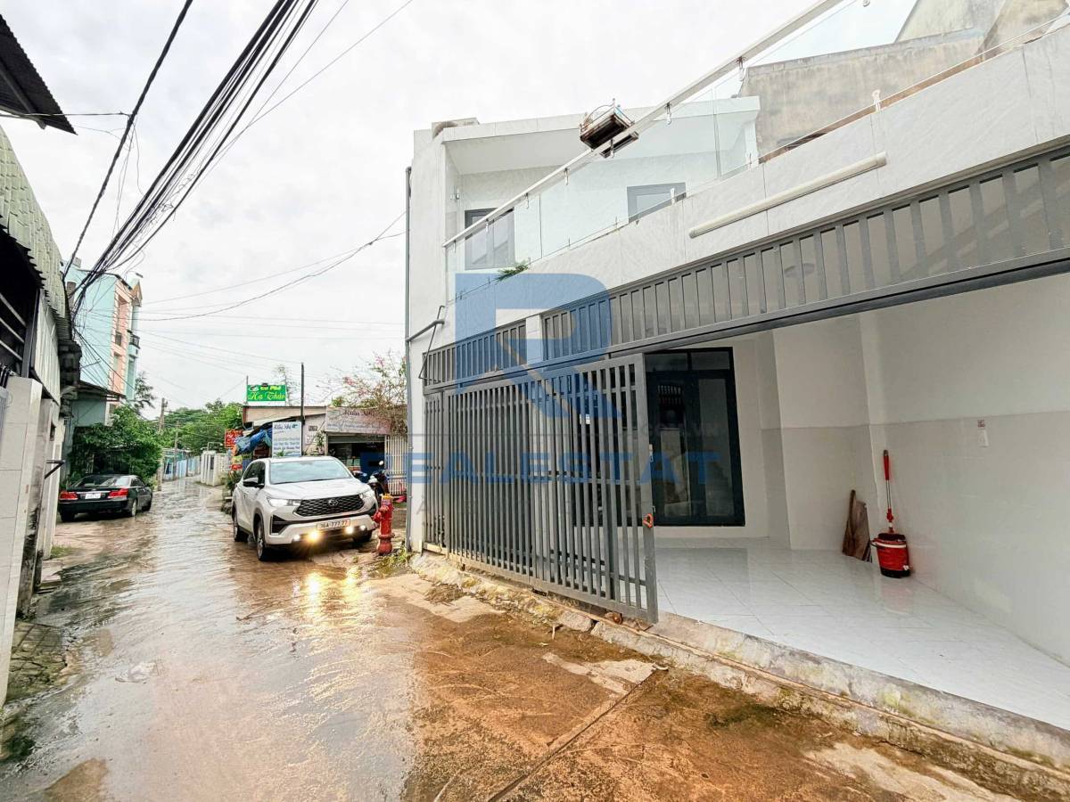 49m2 Nhà Góc 2 Mặt Tiền Cách Nguyễn Tri Phương 100m P.Bửu Hòa - Giá 2.2 Tỷ