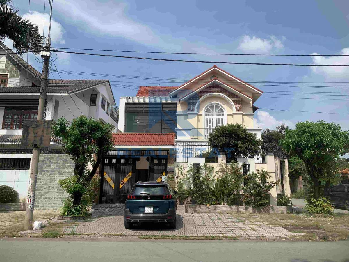 252m2 Biệt Thự Góc 2 Mặt Tiền Khu Song Ngữ P.Bửu Long – 18.2 Tỷ
