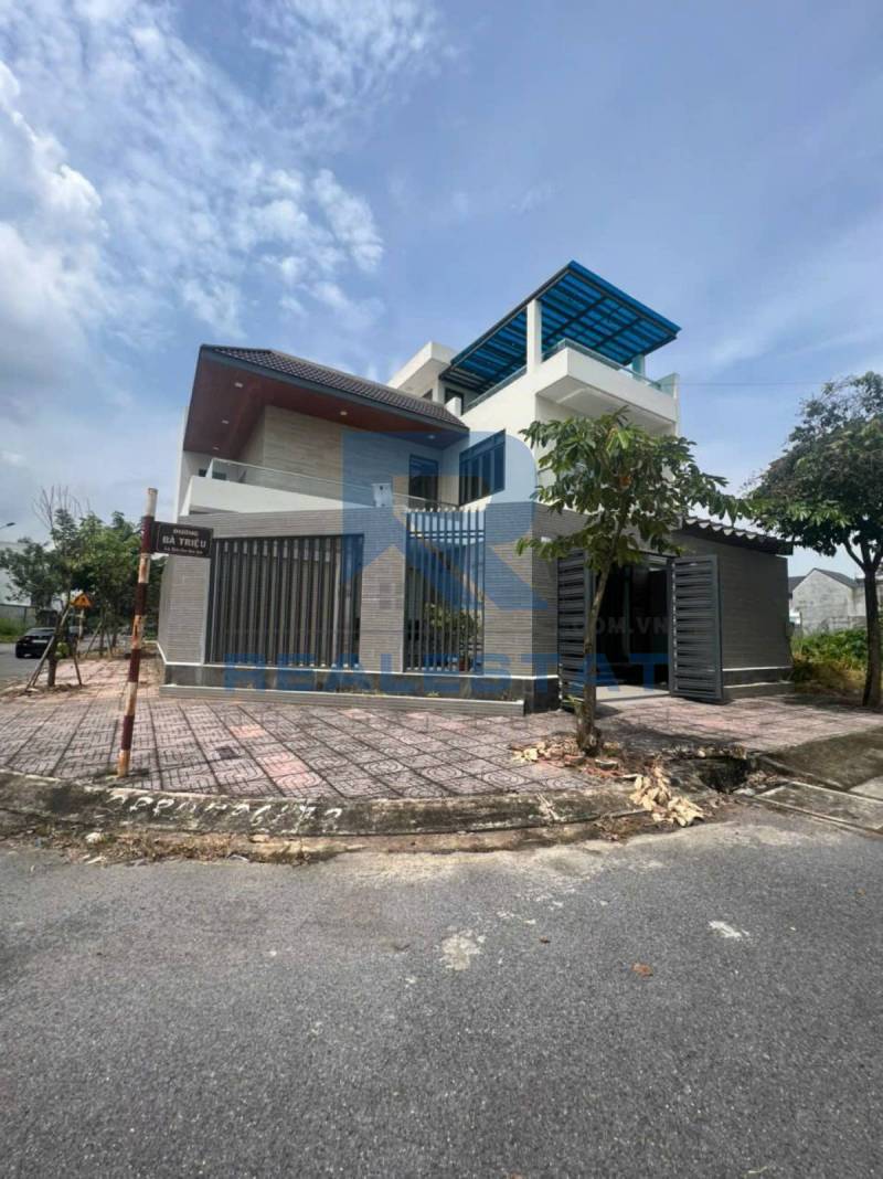 238m2 Biệt Thự Góc 2 Mặt Tiền Thị Trấn Trảng Bom – 8.5 Tỷ