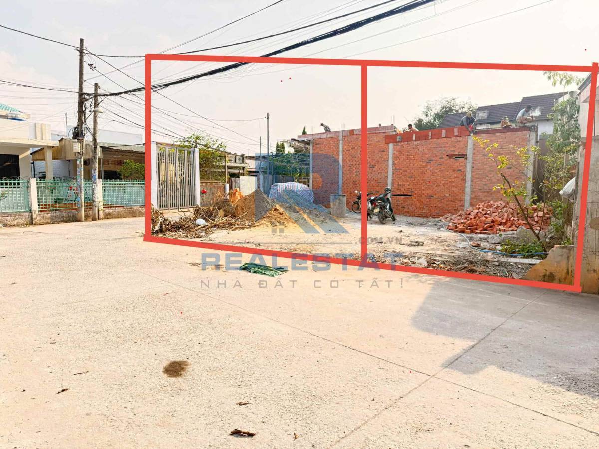 73m2 Đất Lô Góc 2 Mặt Tiền Ngay Nhà Thờ Lộ Đức P.Tân Hòa Cũ - 2.35 Tỷ