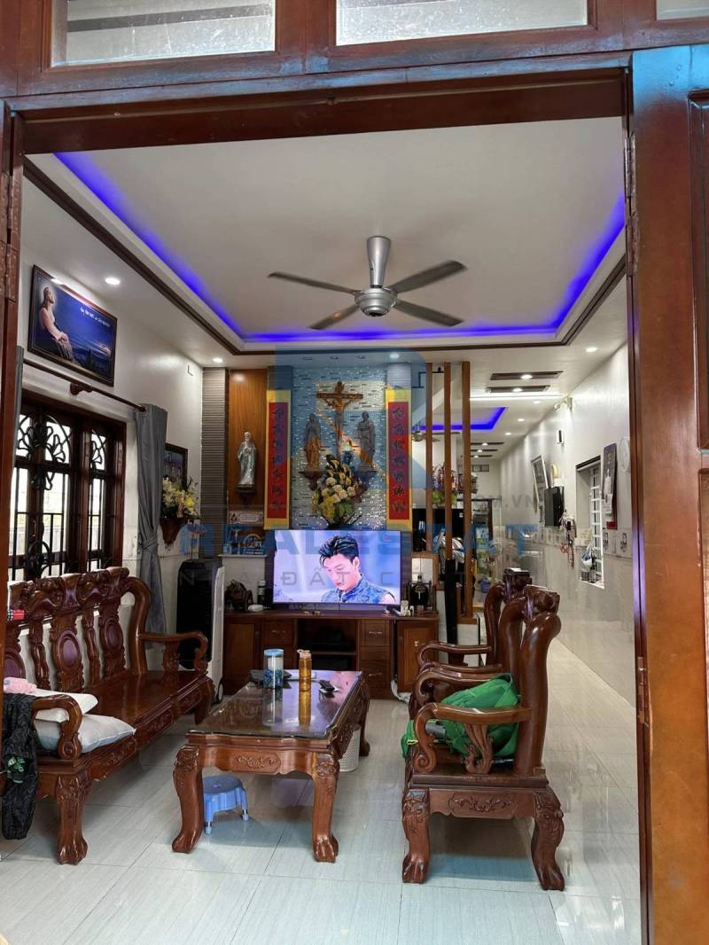 120m2 Nhà Lầu Mái Thái Gần Nhà Thờ Kim Bích P.Hố Nai - 4.7 Tỷ