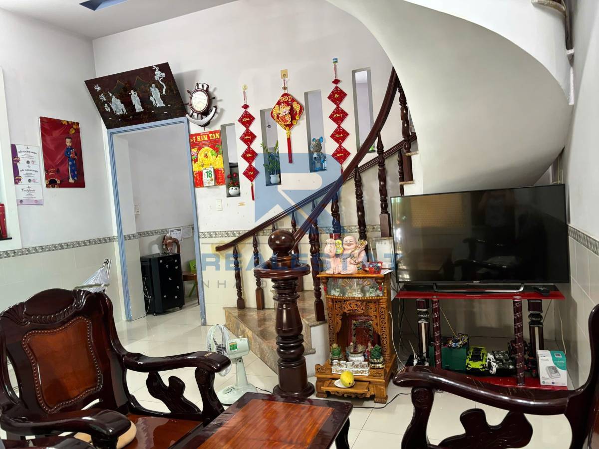 76m2 Nhà Gần Công Viên Biên Hùng P.Trung Dũng Cũ - 6.2 Tỷ