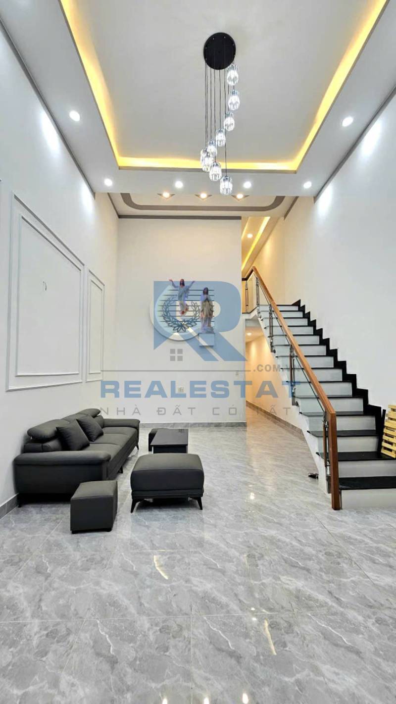 135m2 Nhà Cách Đền Thánh Martin 500m P.Tân Hòa - Giá 3.65 Tỷ