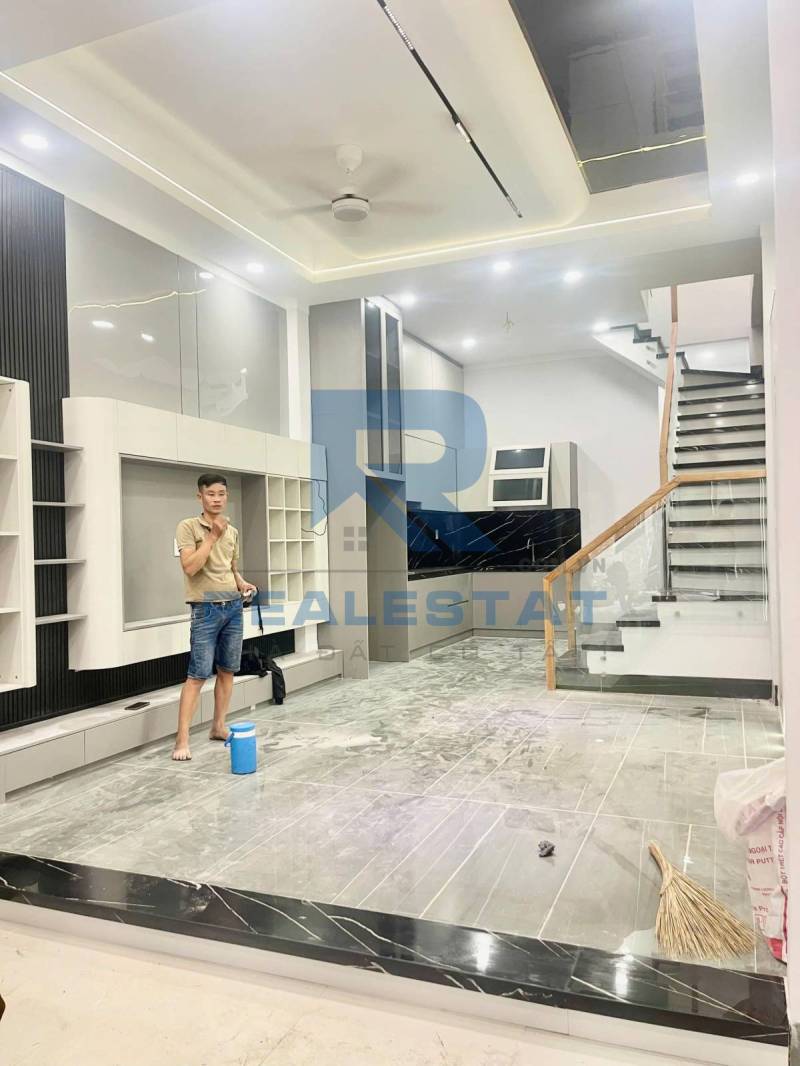 70m2 Nhà 1 Trệt 1 Lầu Cách Chợ Nhỏ Tam Hiệp 500m - Giá 3.65 Tỷ