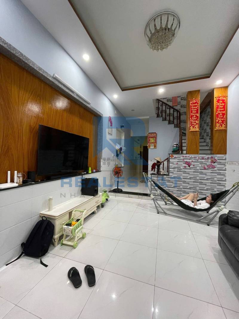 70m2 Nhà 1 Trệt 1 Lầu Cách Phạm Văn Thuận Hơn 50m P.Tam Hiệp - Giá 3.3 Tỷ