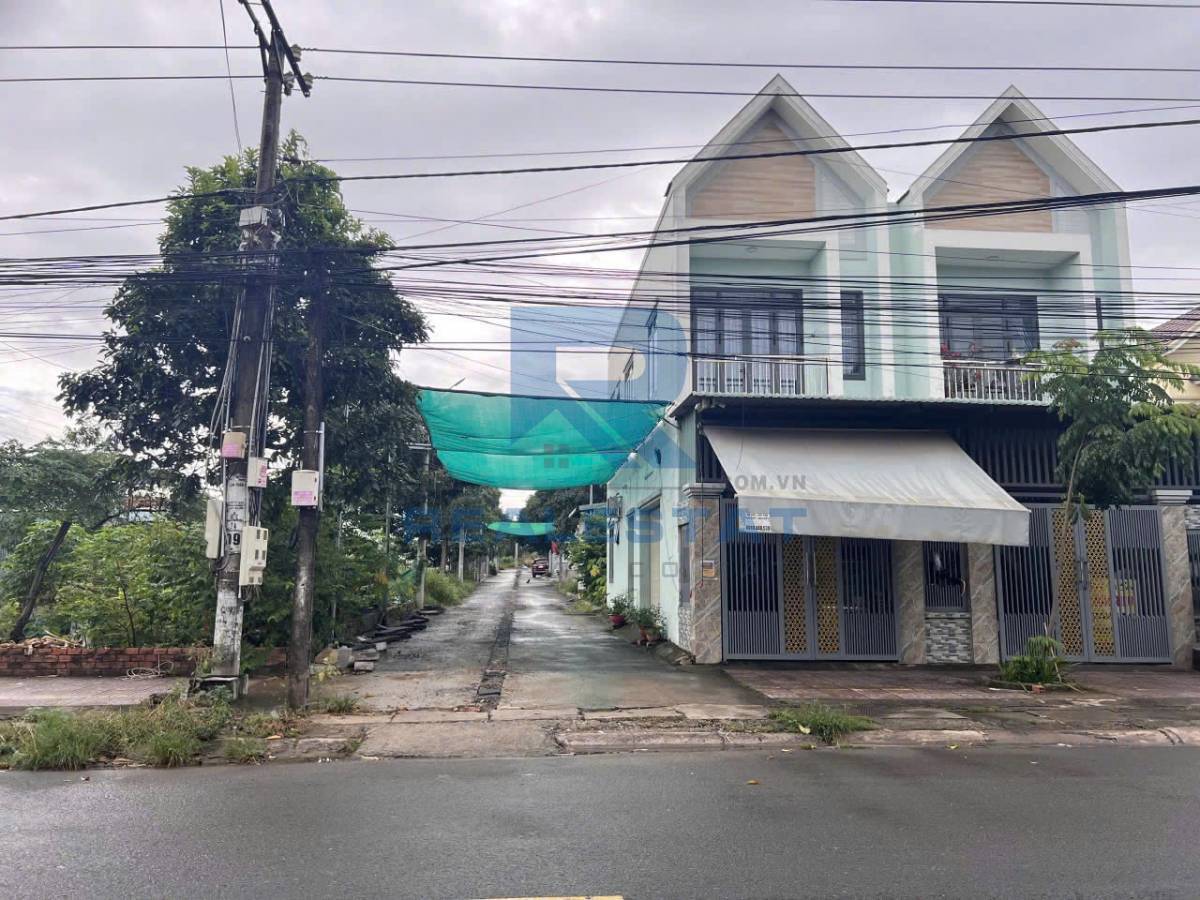 94m2 Đất Cách Đ.Hồ Văn Huê 240m P.Phước Tân - 1.7 Tỷ